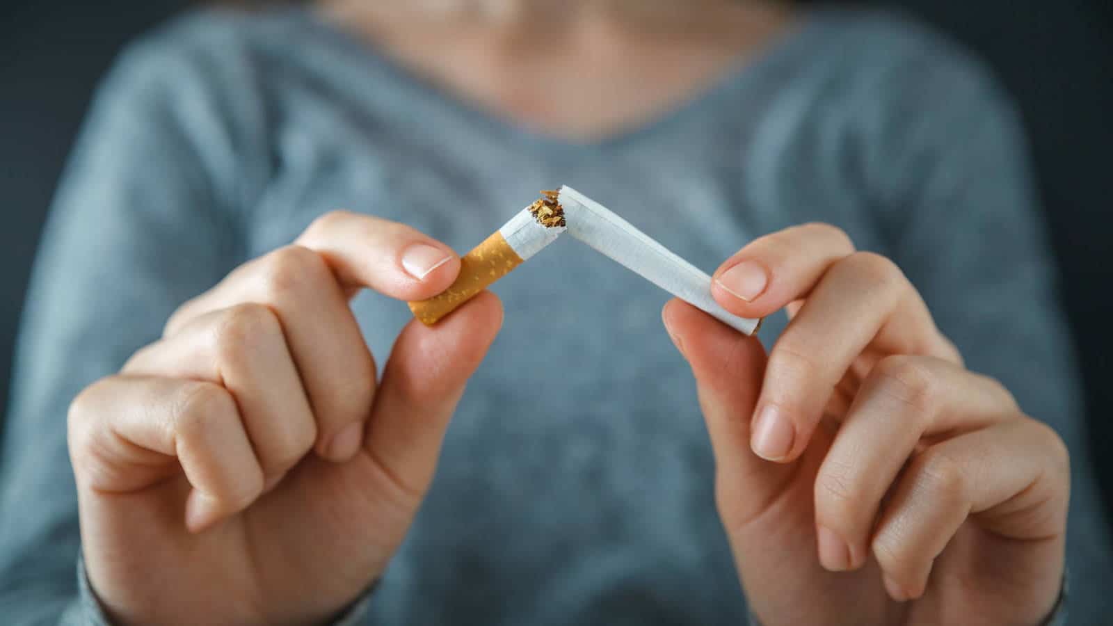 DEJAR DE FUMAR CON FÁRMACOS Y EFECTOS SECUNDARIOS